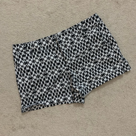 New York & Co shorts - Picture 1 of 2